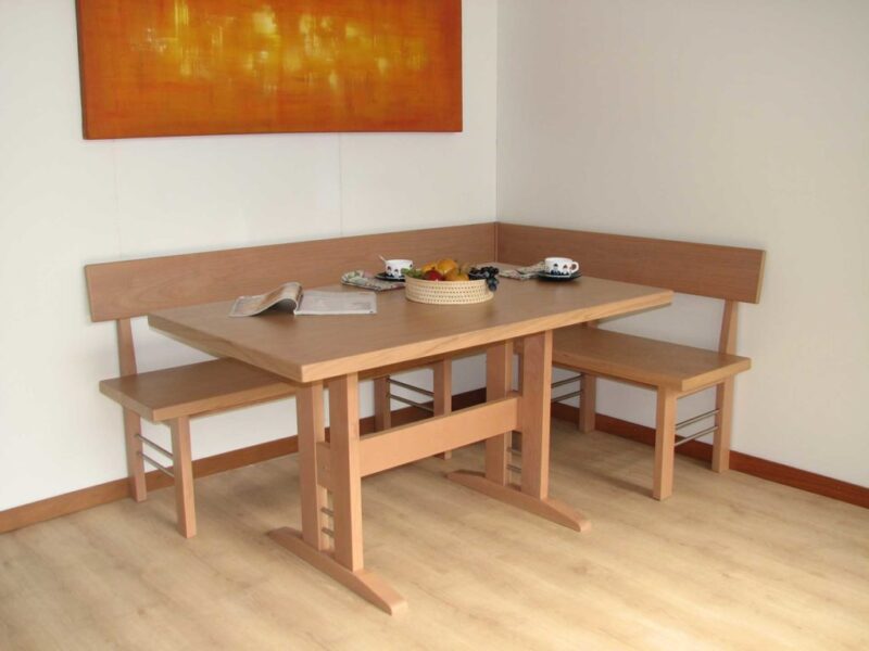 panca e tavolo tulipano