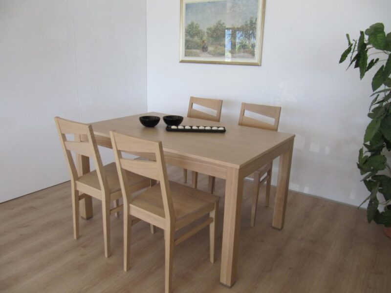 tavolo bucaneve in rovere sbiancato