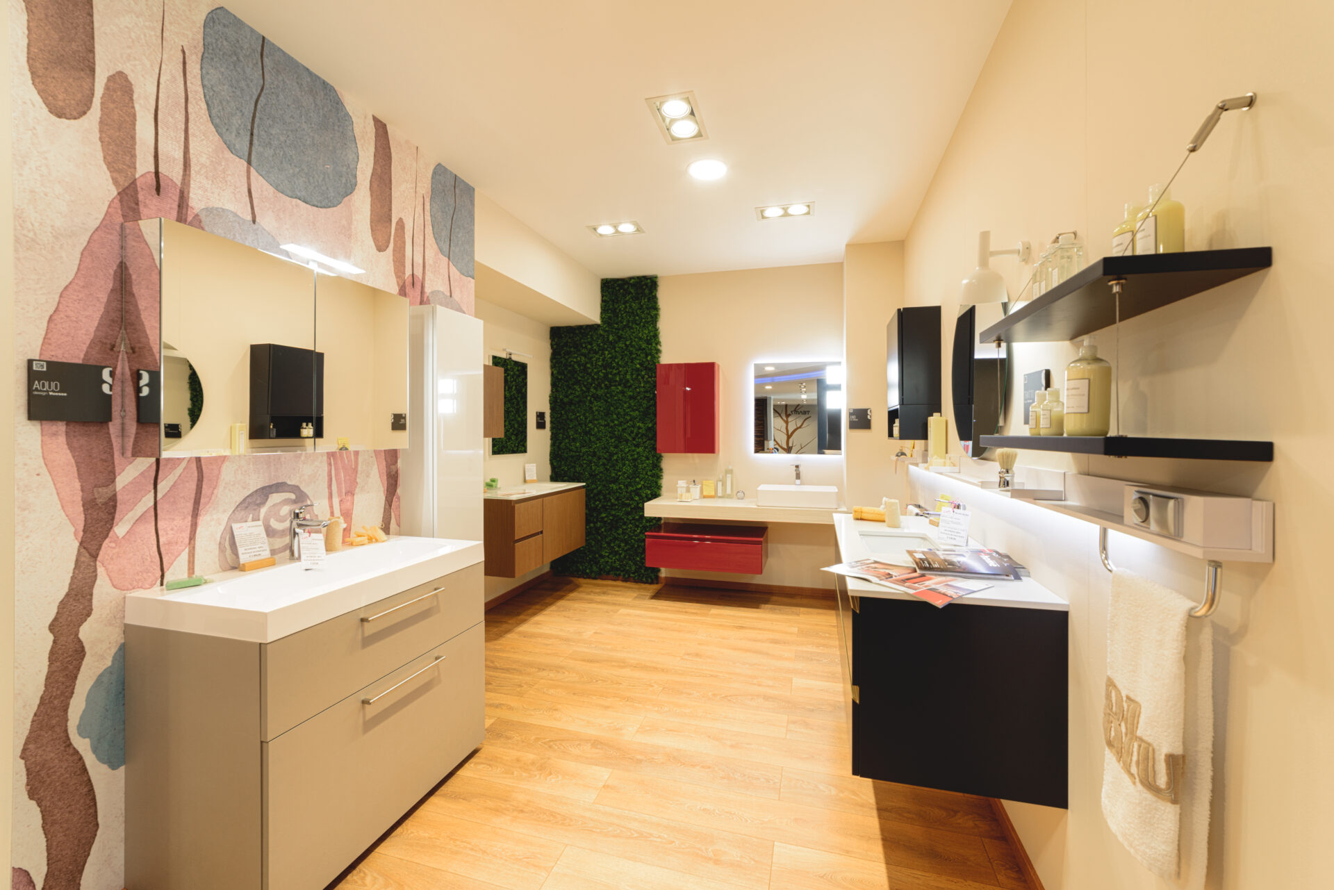 Bagni e complementi 1 Bagni e complementi DSC3862