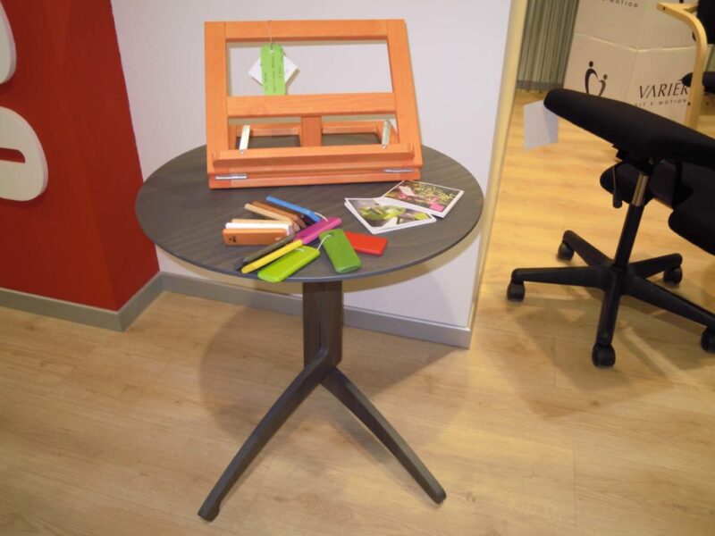 Del Fabbro tavolino e leggio in legno